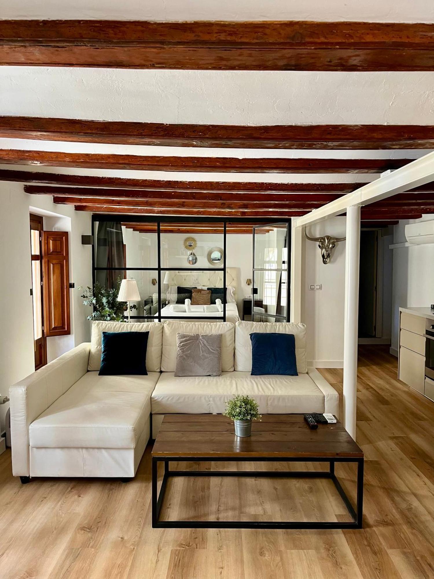 Werentvlc - Encantador Loft Casco Antiguo Valencia Luaran gambar